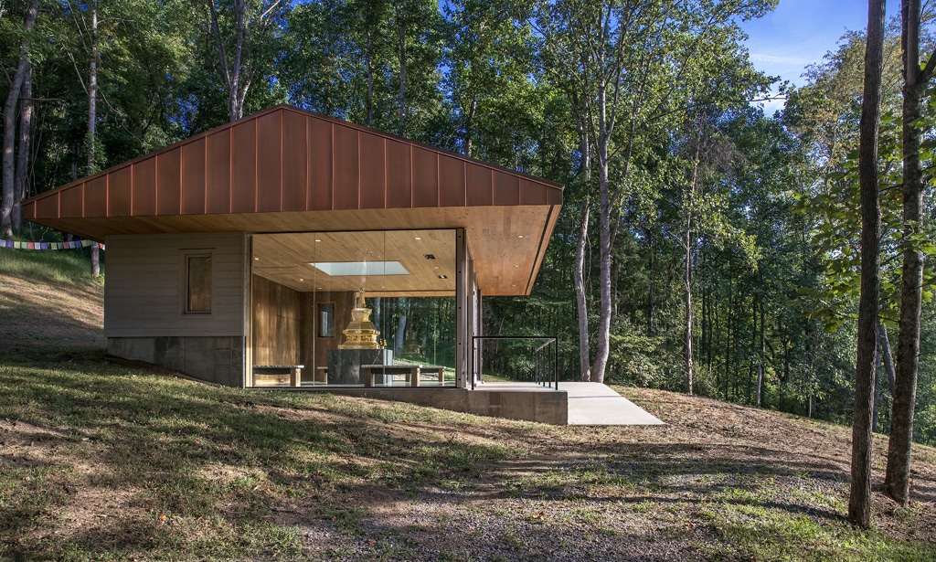 1704-2_1993 Reliquary in VA by Mark Ballogg Photography