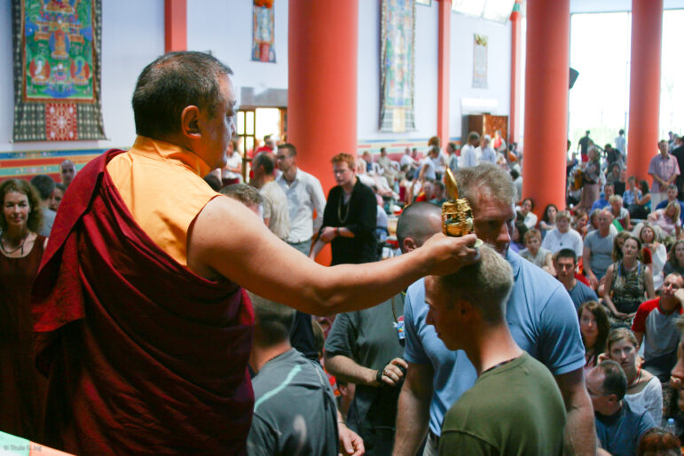 Karmapa and Shamarpa in Karma Guen